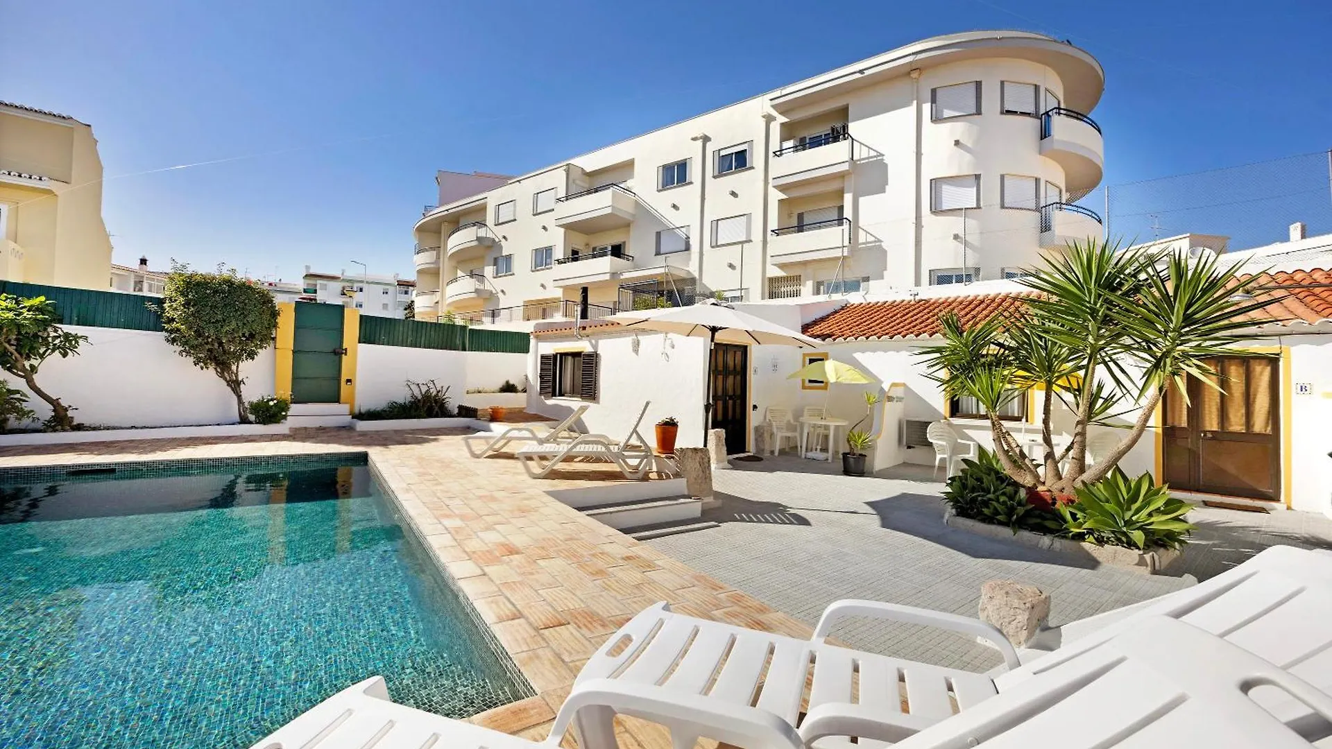 A Cerca - B Apartment Lagos