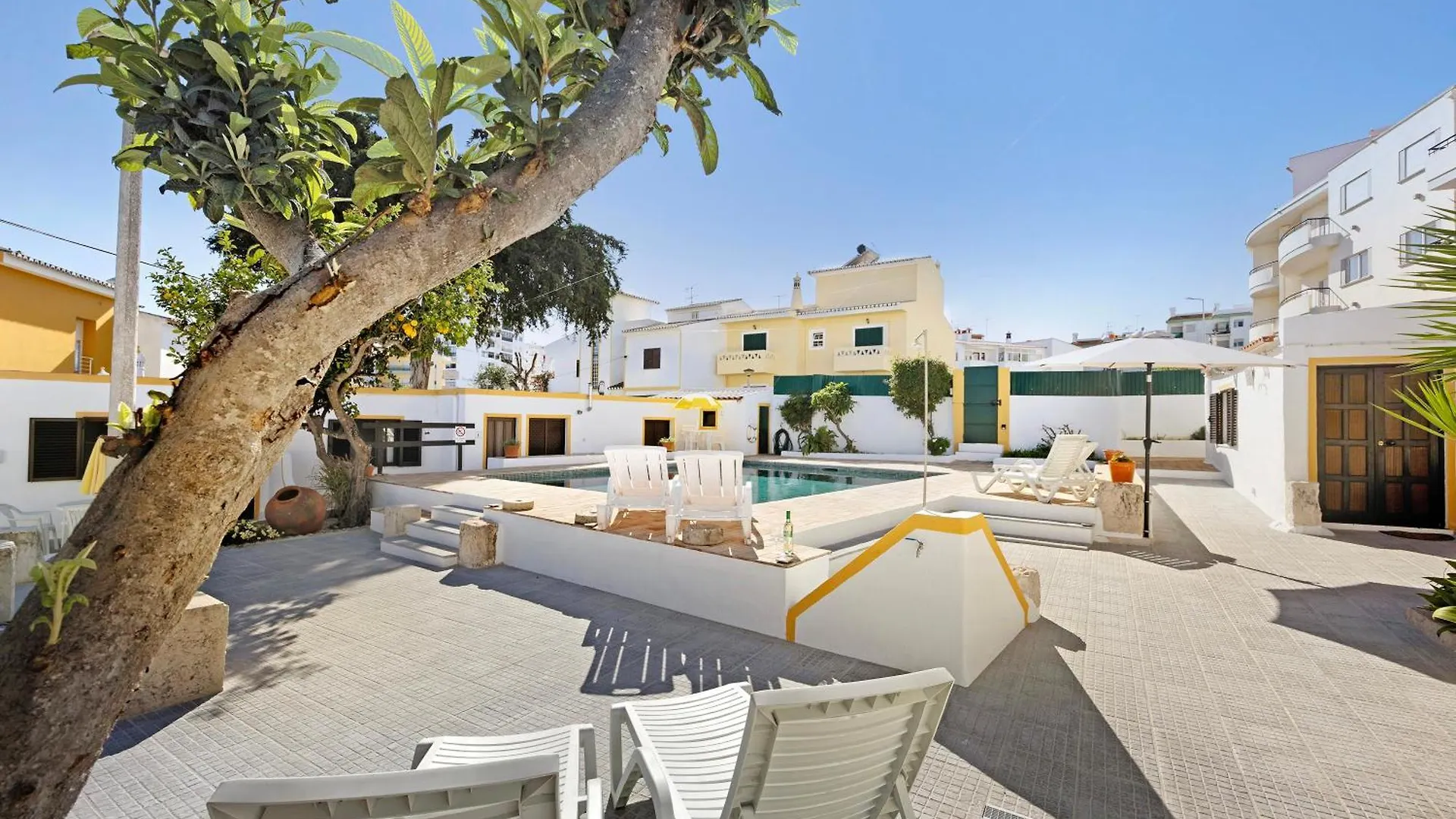 A Cerca - B Apartment Lagos
