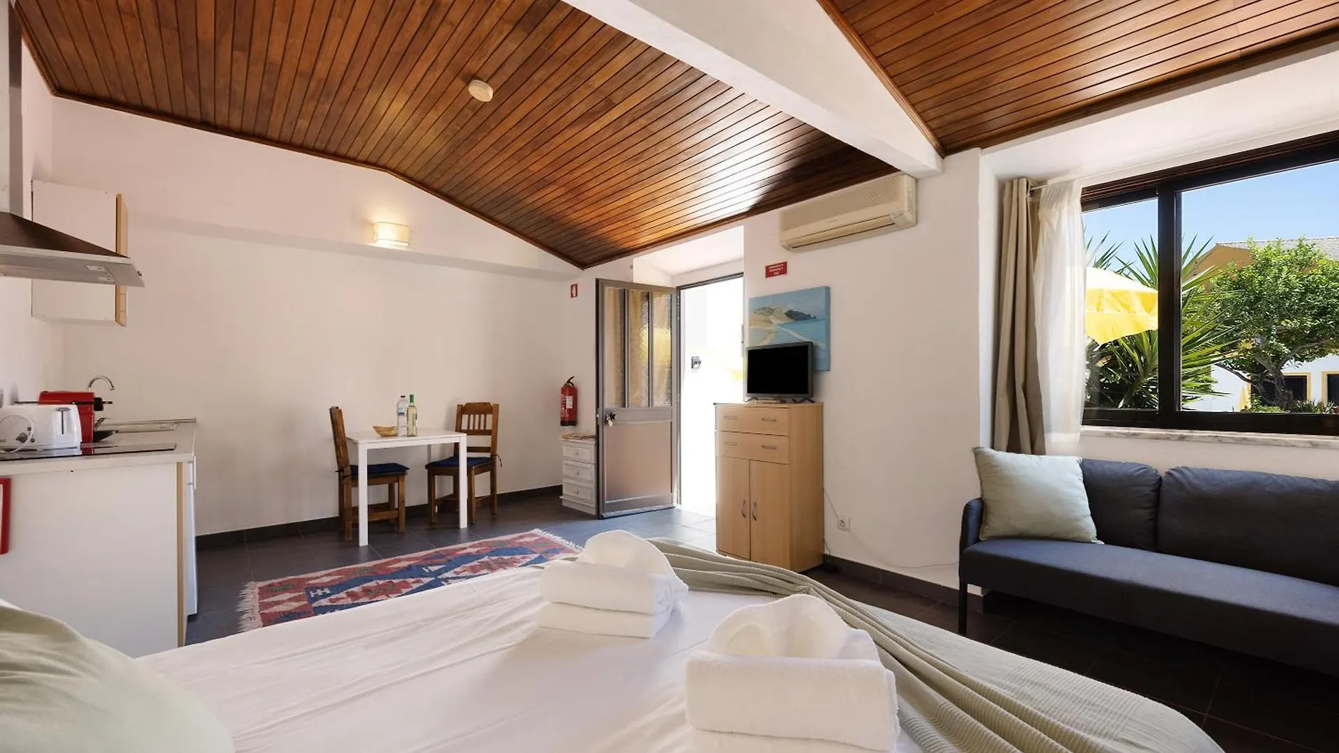 A Cerca - B Apartment Lagos